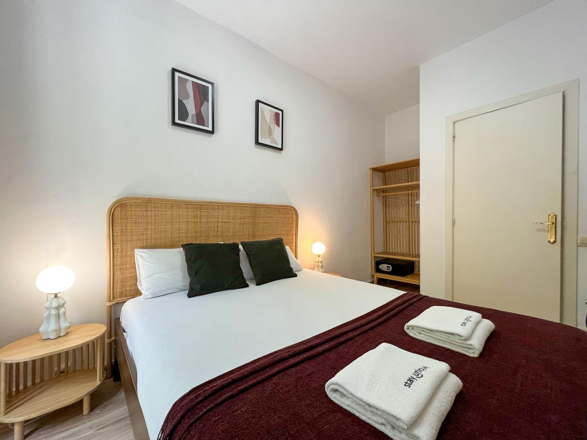 Stay U-Nique Apartments Urgell Barcelona Eksteriør billede